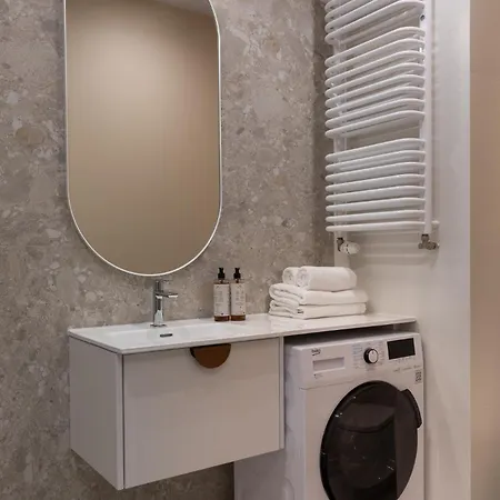 Trevi - Center - Spodek Mck Nospr Катовице